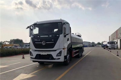 東風天龍后八輪20噸噴霧車，國六綠化噴灑車